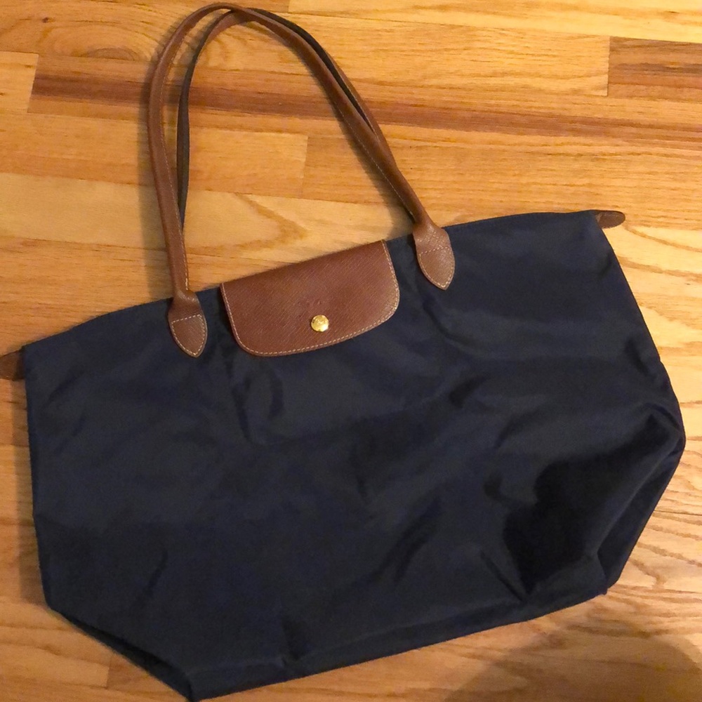 Large navy Longchamp Le pliage